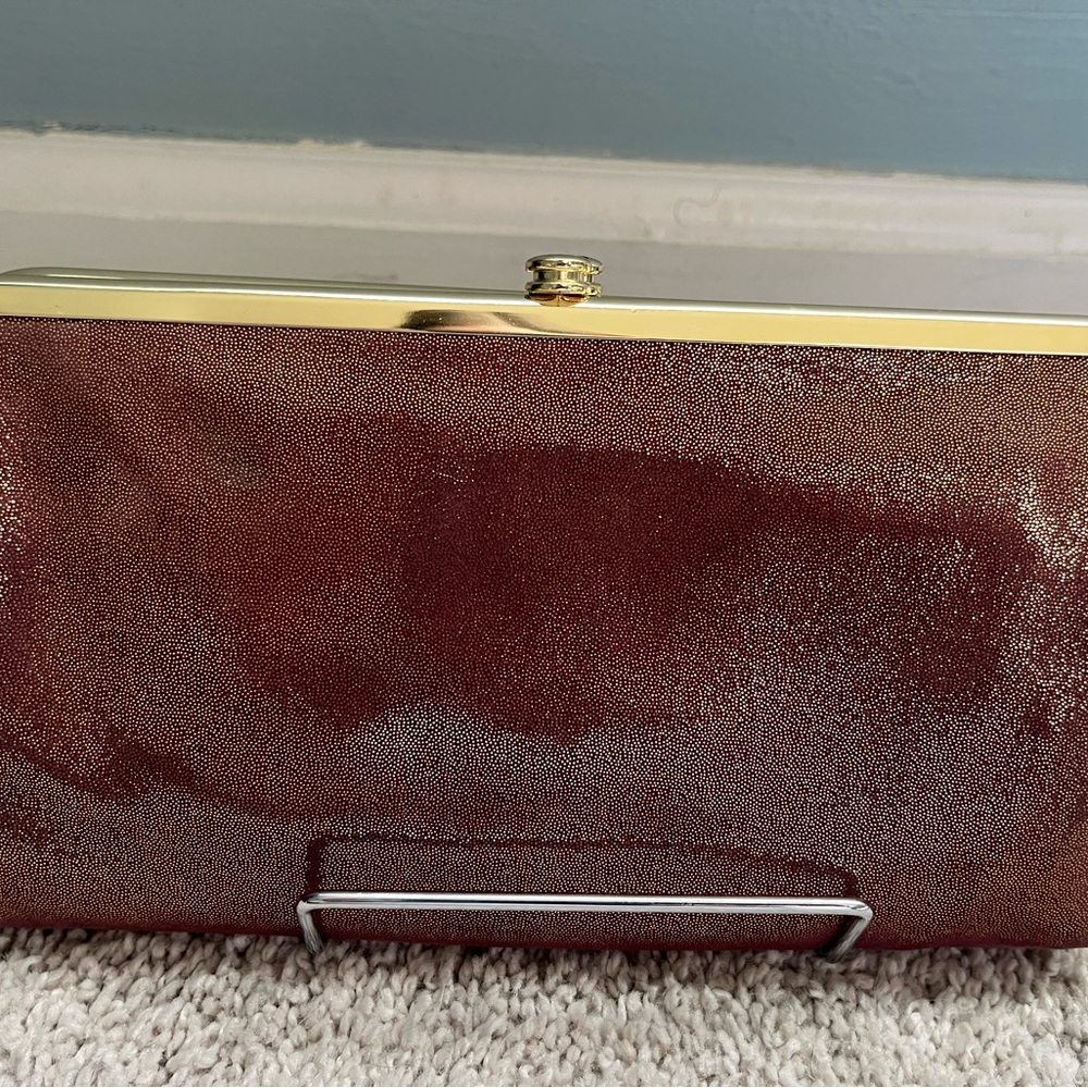 HOBO Shimmering Brown Clutch - Picture 6 of 6